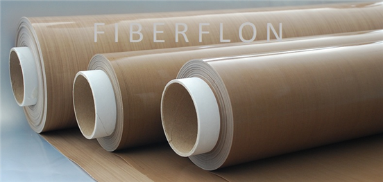 Närbild på tre PTFE-rullar från Fiberflon.